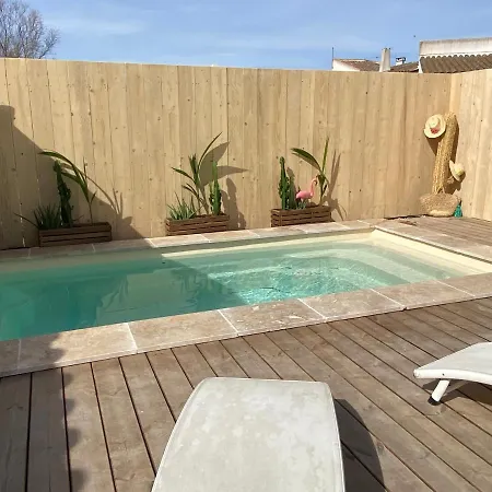 Mas Des Oliviers, Maison Avec Piscine Privative Et Chauffee Locamargue Saintes-Maries-de-la-Mer Exterior photo
