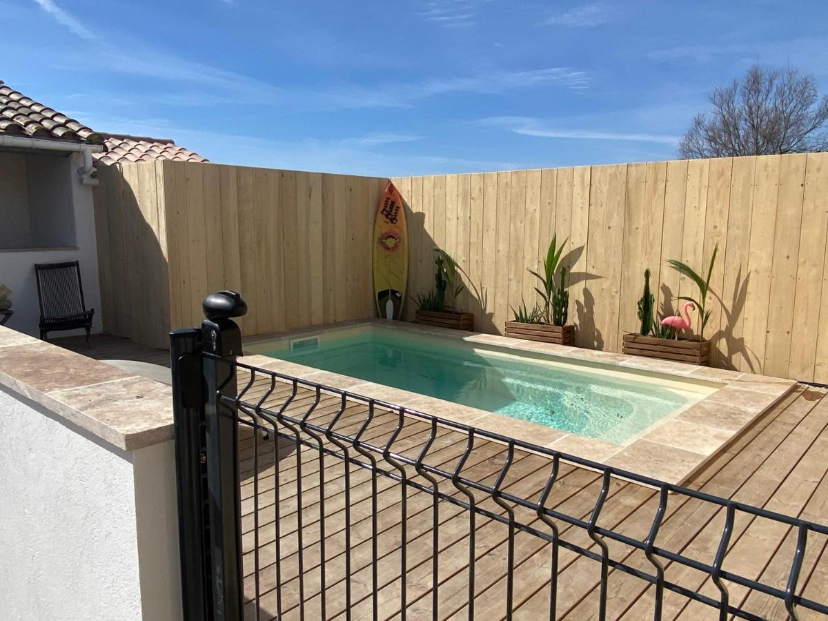 Mas Des Oliviers, Maison Avec Piscine Privative Et Chauffee Locamargue Holiday home