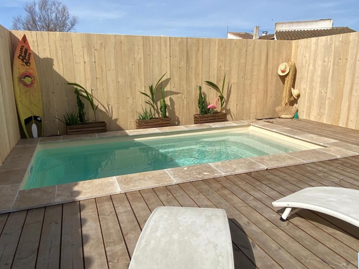Mas Des Oliviers, Maison Avec Piscine Privative Et Chauffee Locamargue *