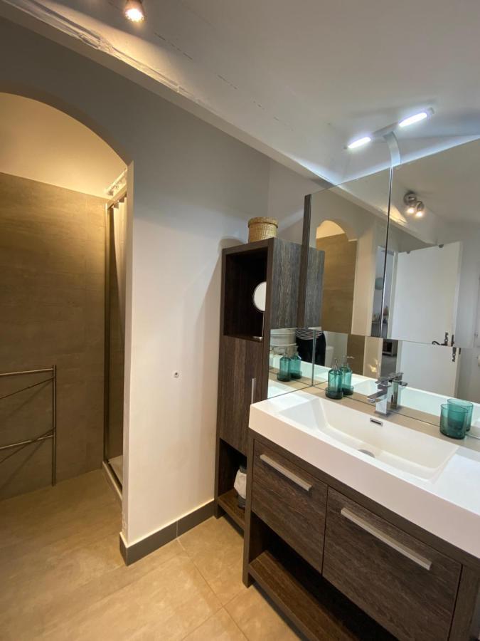 Mas Des Oliviers, Maison Avec Piscine Privative Et Chauffee Locamargue Holiday home